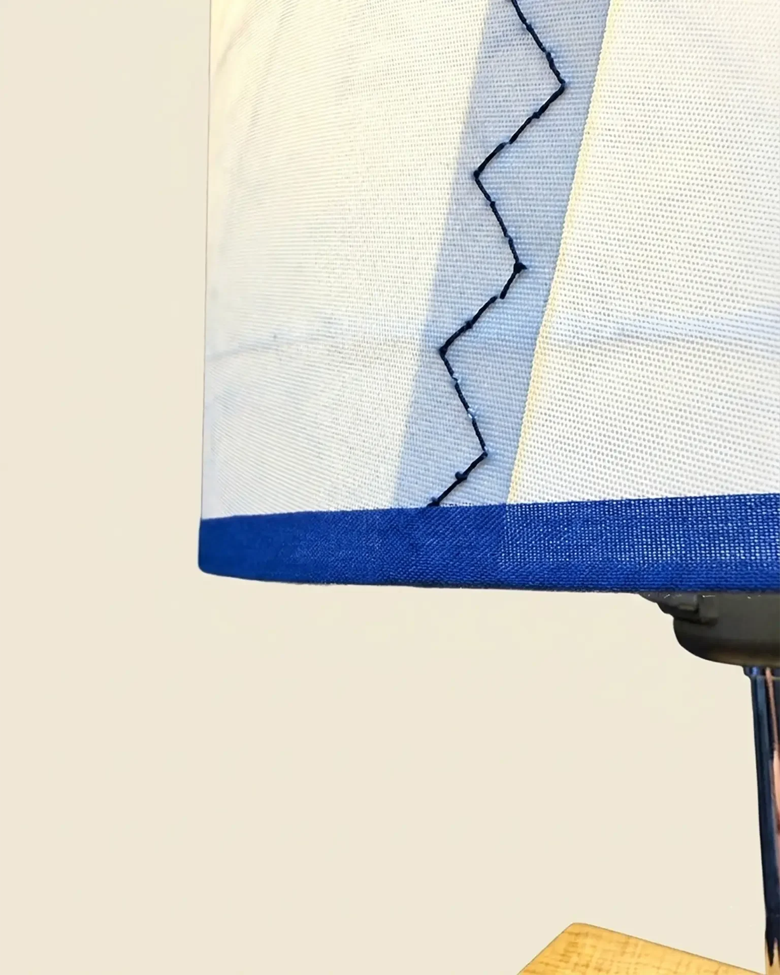 Mini Transat Lamp in recycled boat sail, OÈST Ateliers, Landes - view 2