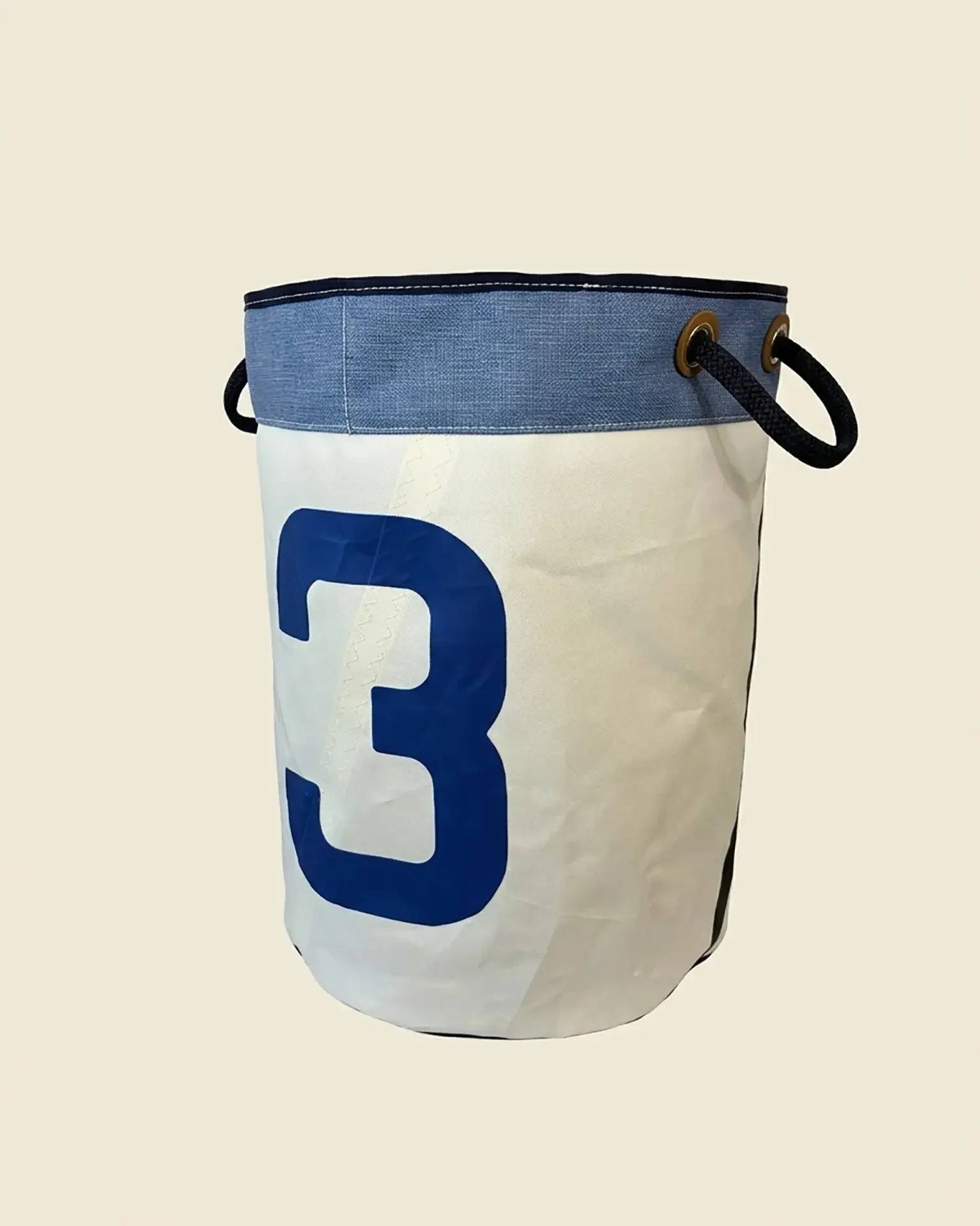 Delta Basket in recycled boat sail and marine rope, OÈST Ateliers