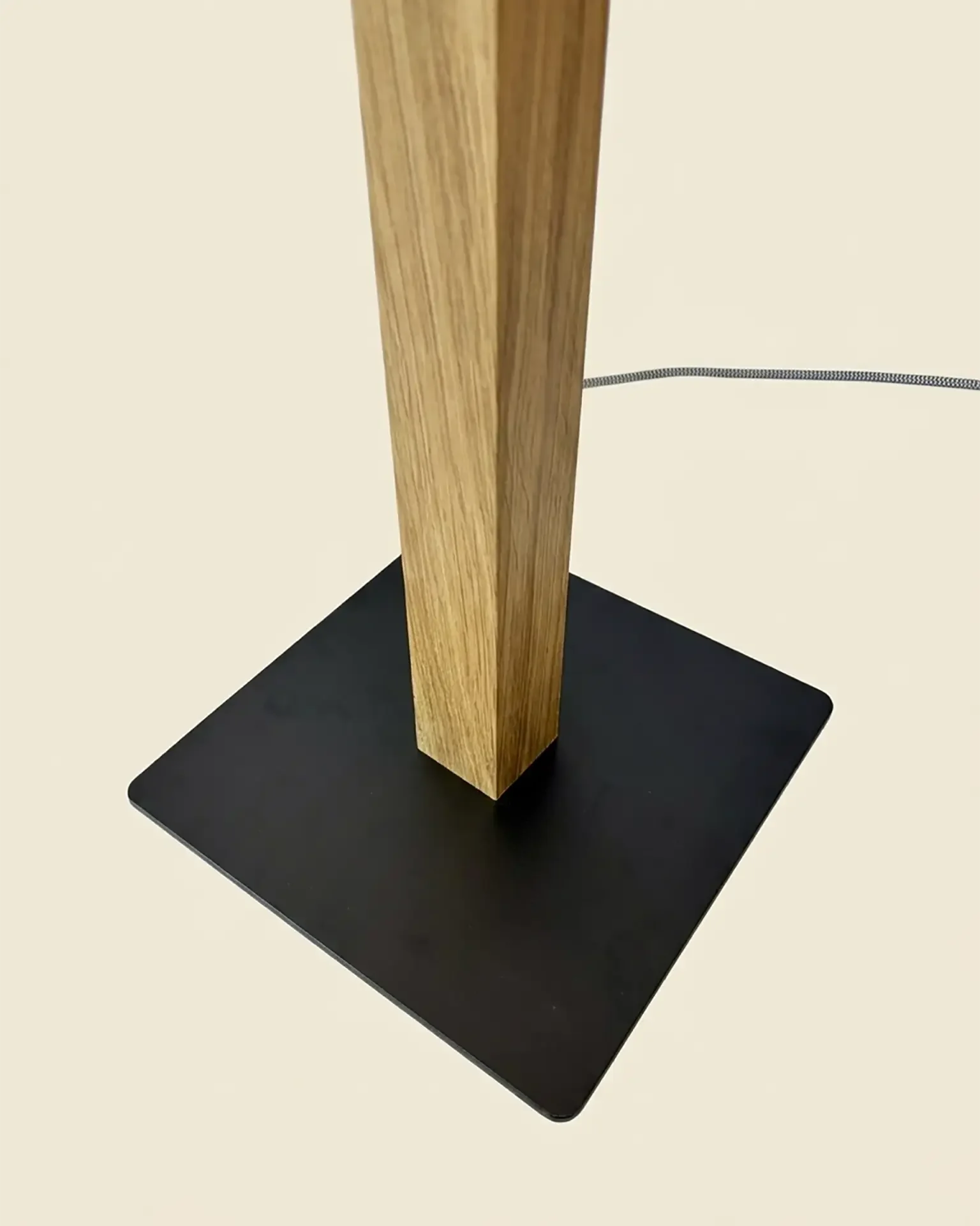 Île de Batz Lighthouse - lighthouse lamp in recycled boat sail, OÈST Ateliers - view 5