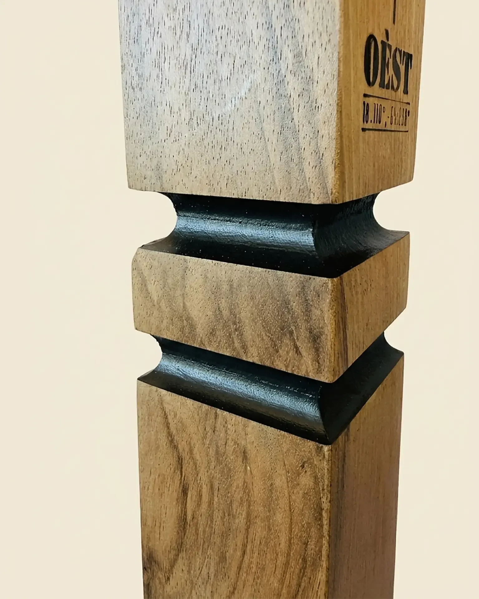 Île Noire Lighthouse - lighthouse lamp in recycled boat sail, OÈST Ateliers - view 3