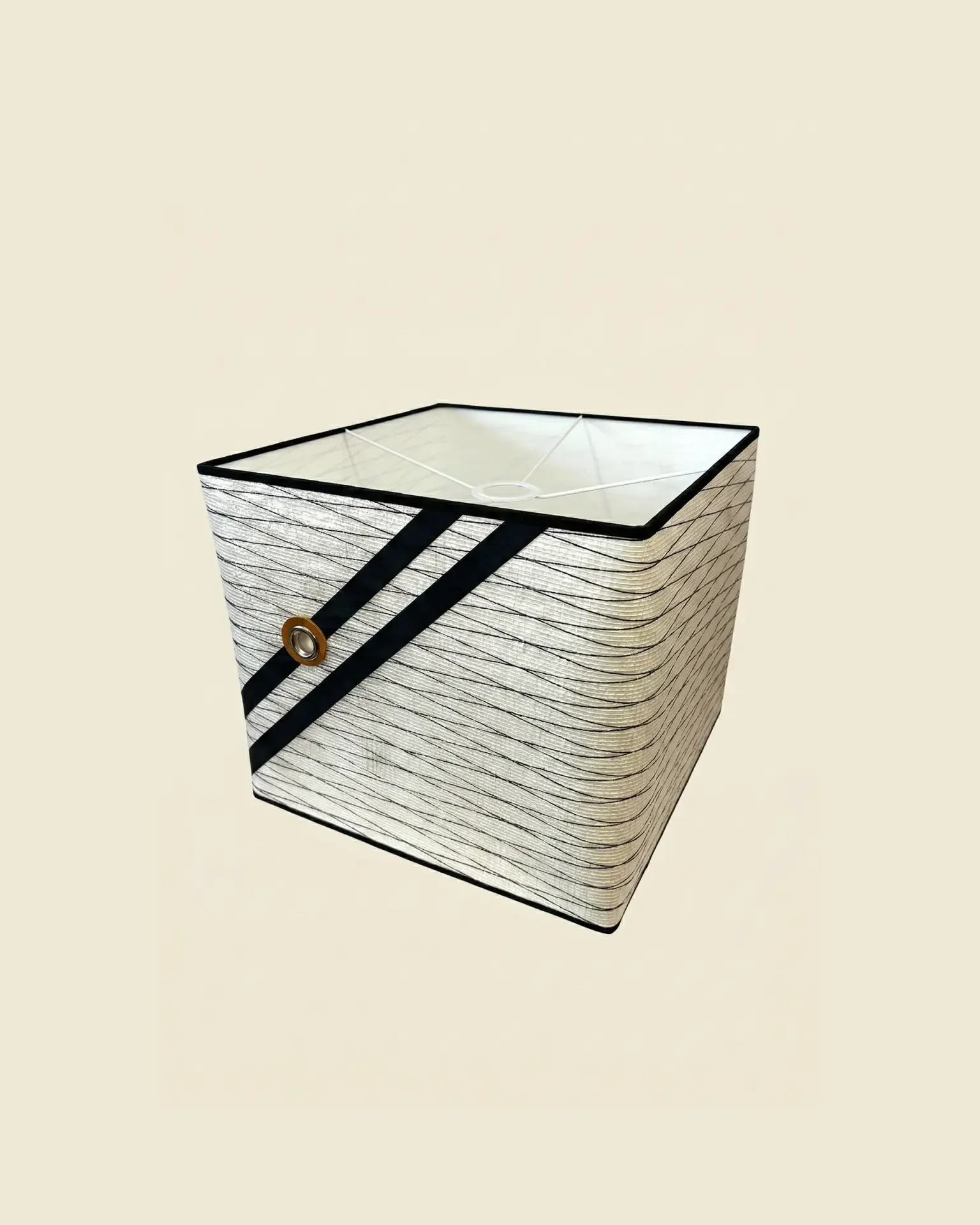 Pendant lampshade in recycled boat sail, OÈST Ateliers, Landes - view 3