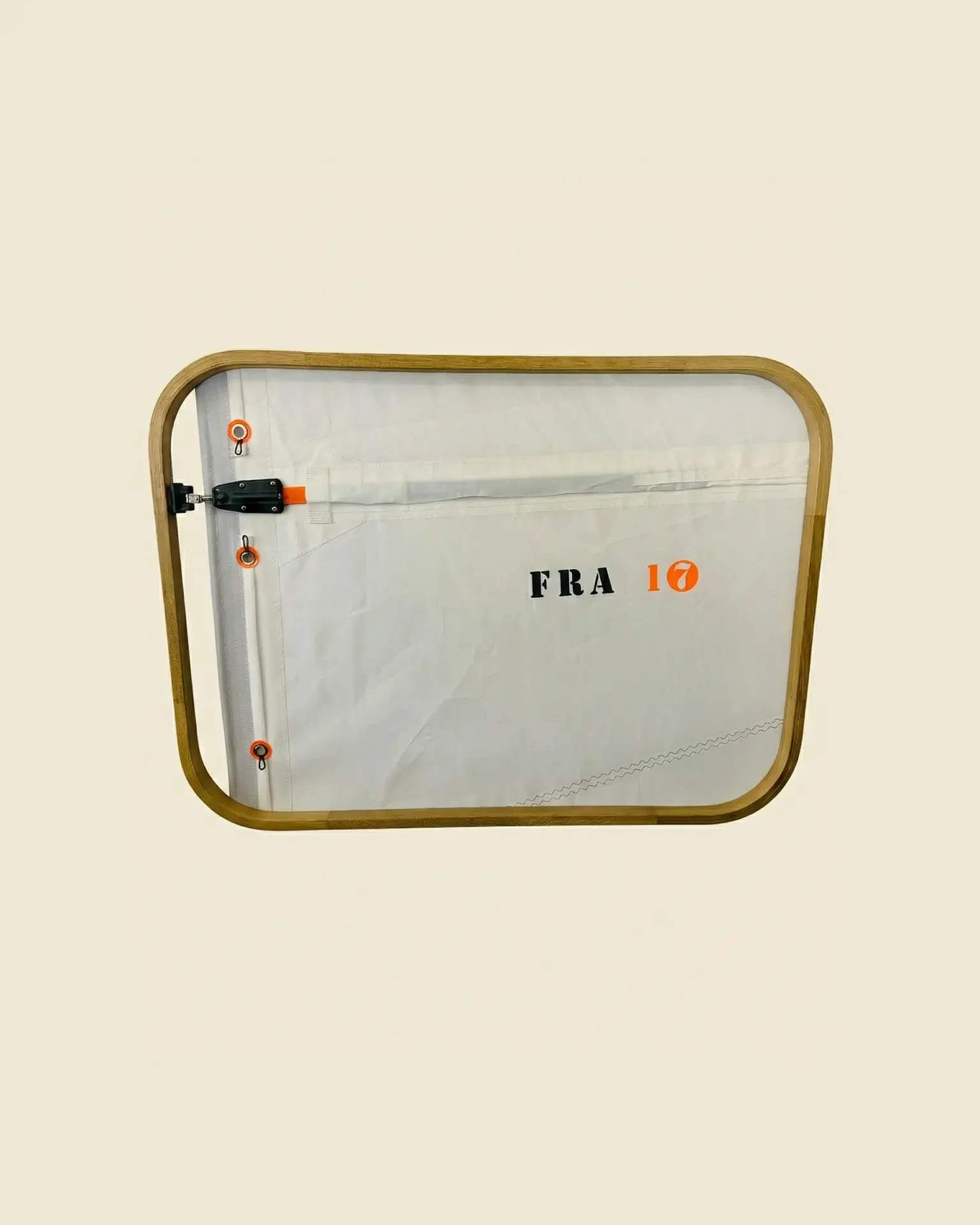 Picture FRA 17 - wall picture in recycled boat sail, OÈST Ateliers