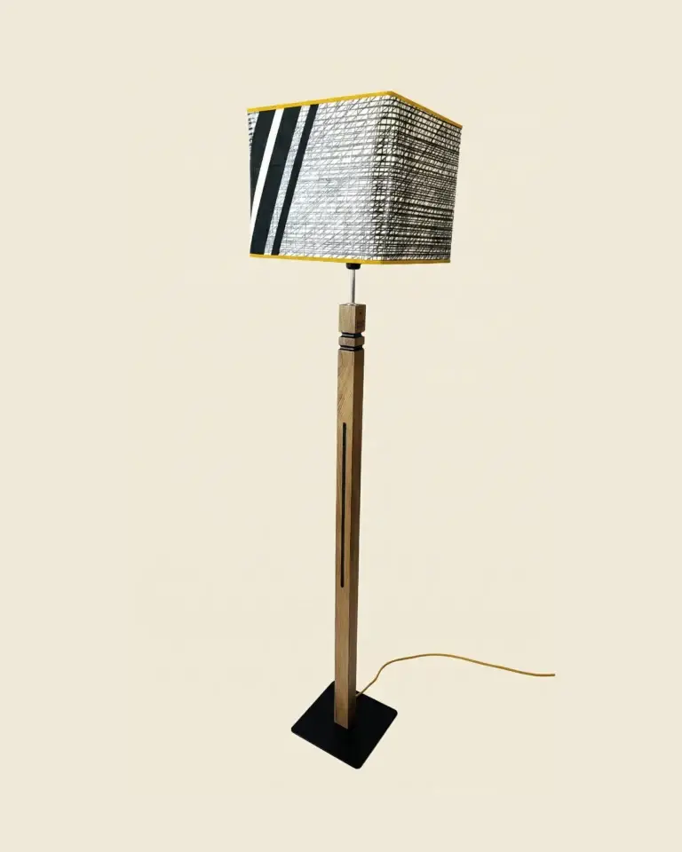Phare de l'Ile Noire - lampe phare en voile de bateau recyclée OÈST Ateliers